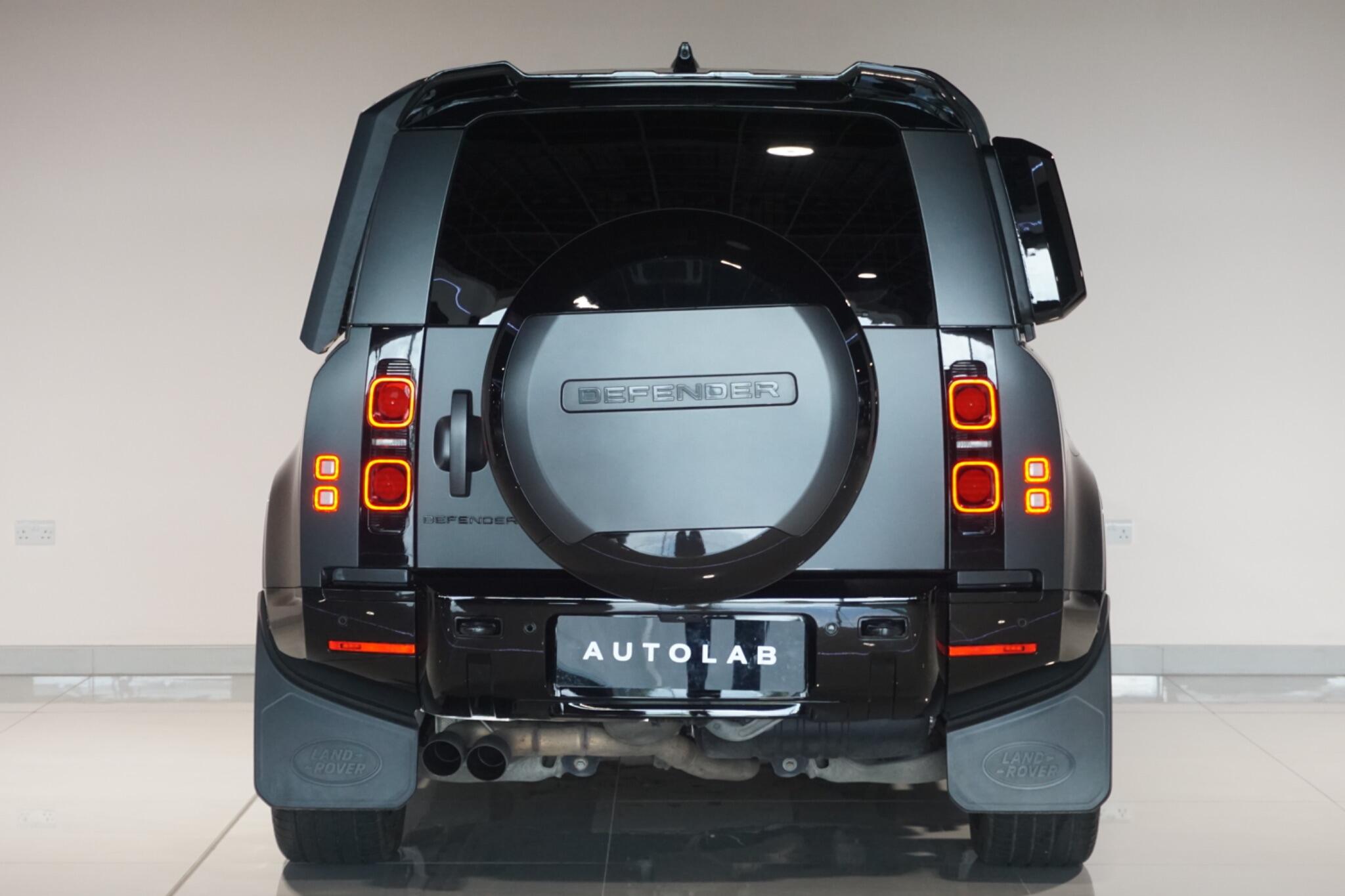 Land Rover Defender 110 3.0 D350 MHEV X-Dynamic HSE Hard Top SUV 5dr Diesel Auto 4WD MWB Euro 6 (s/s) (350 ps)
